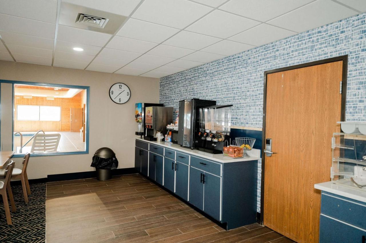 Americinn By Wyndham Tomahawk Exterior foto